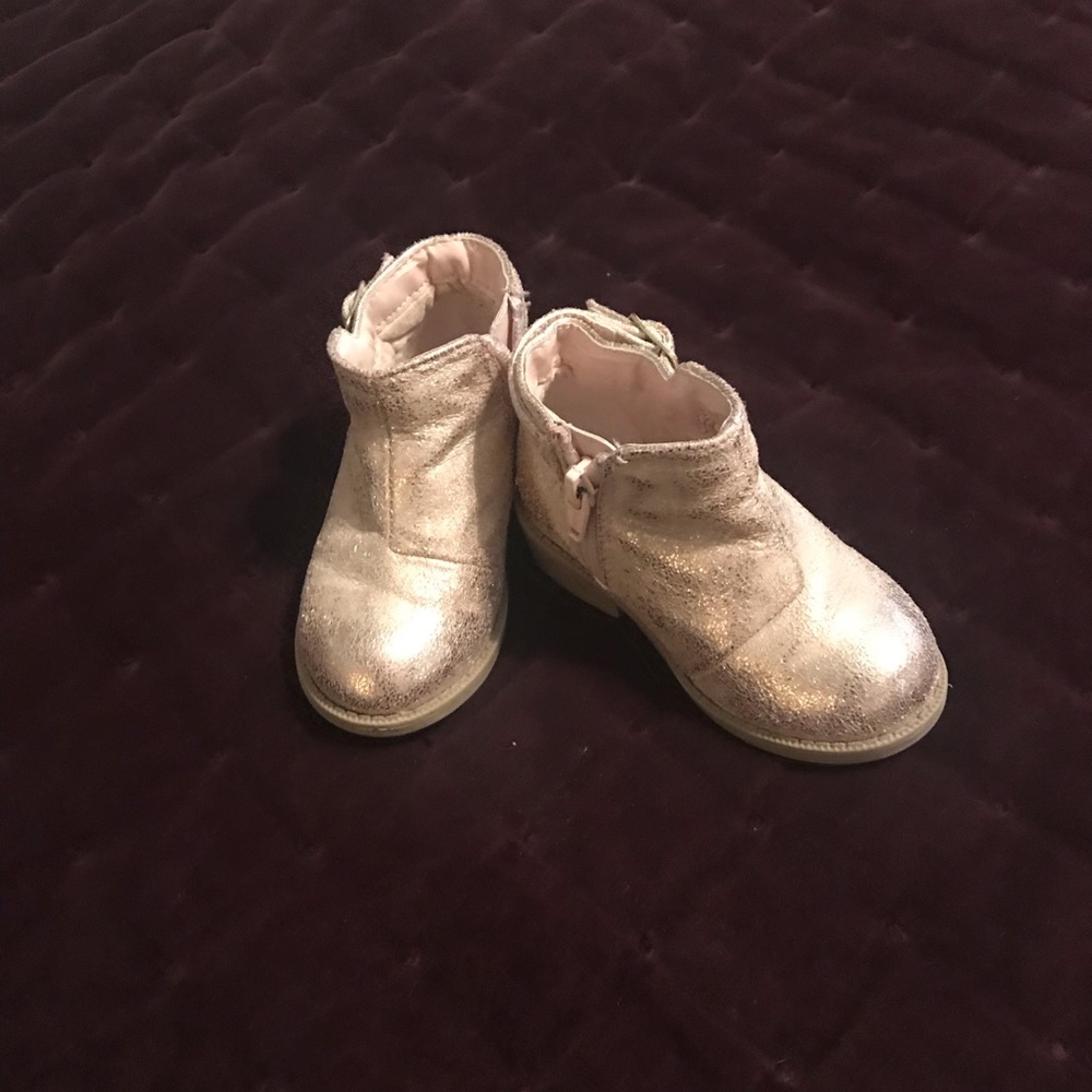 ****SOLD**** Cat & Jack Toddler Size 6 Boot